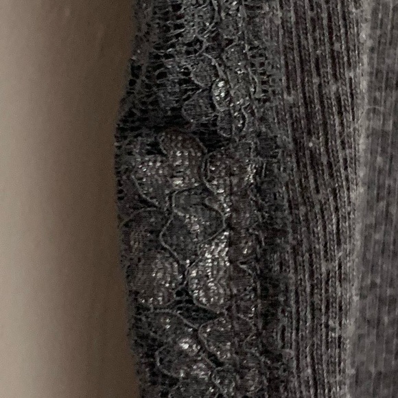 Guess lace trimmed tank - Picture 5 of 5